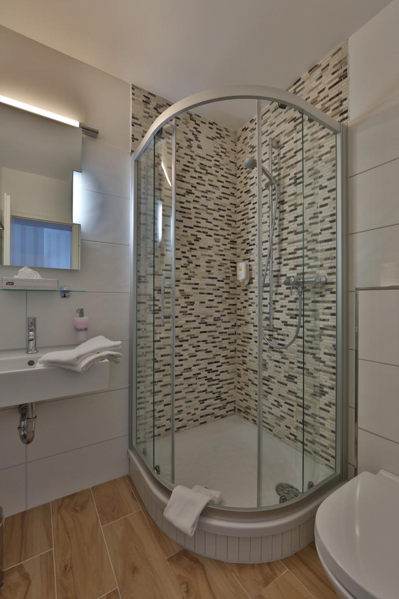Hotel Elefant Schwerin  Bilik gambar