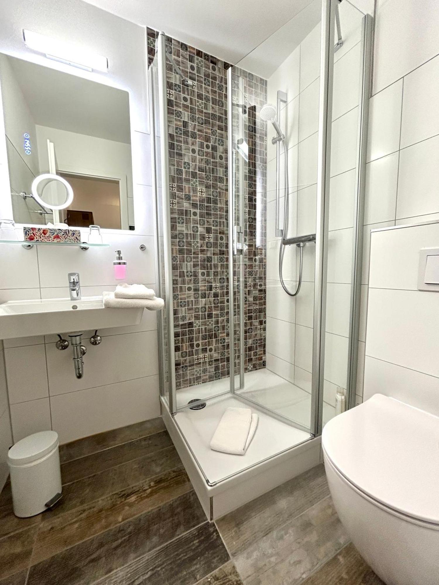 Hotel Elefant Schwerin  Luaran gambar