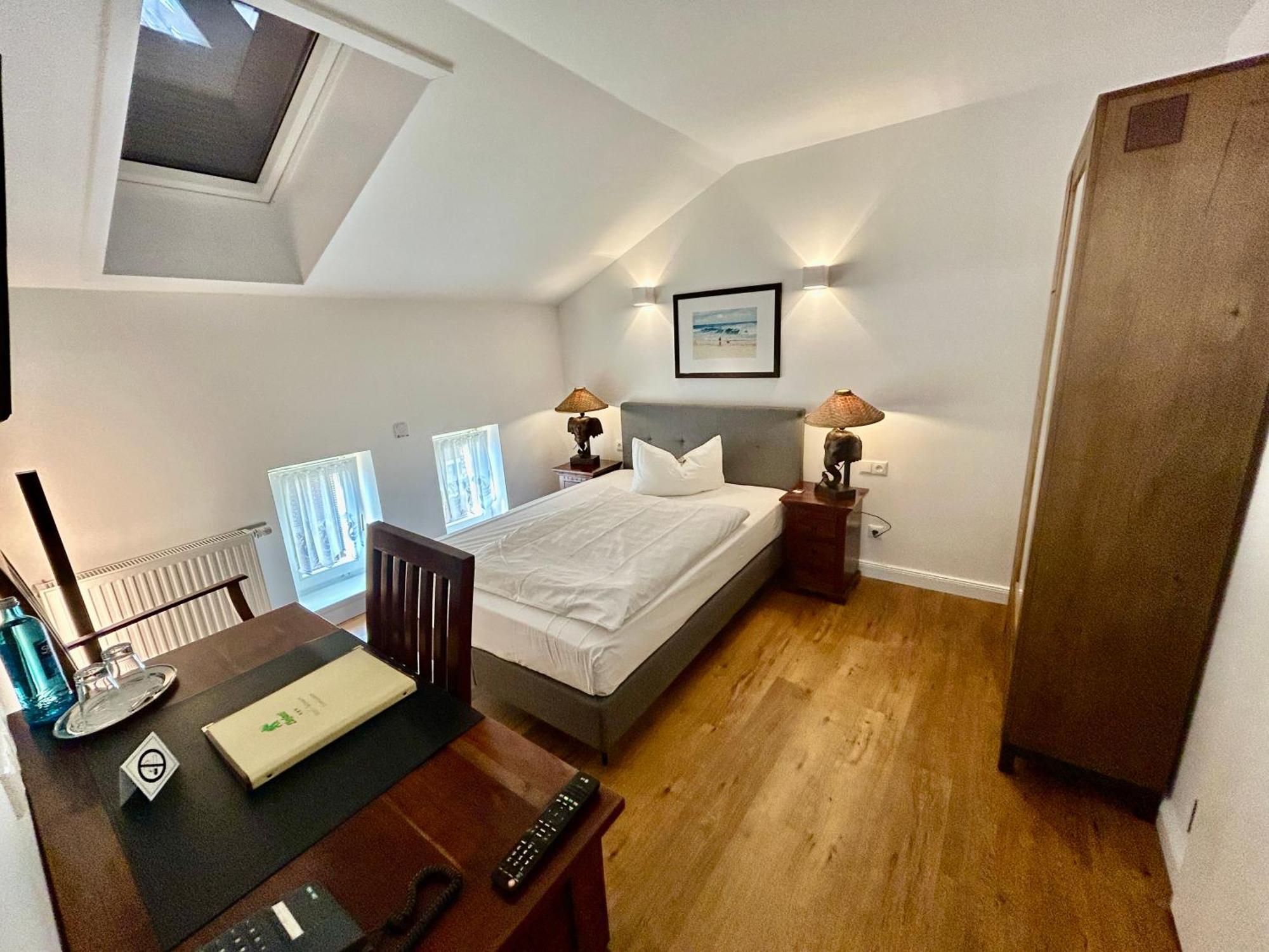 Hotel Elefant Schwerin  Luaran gambar