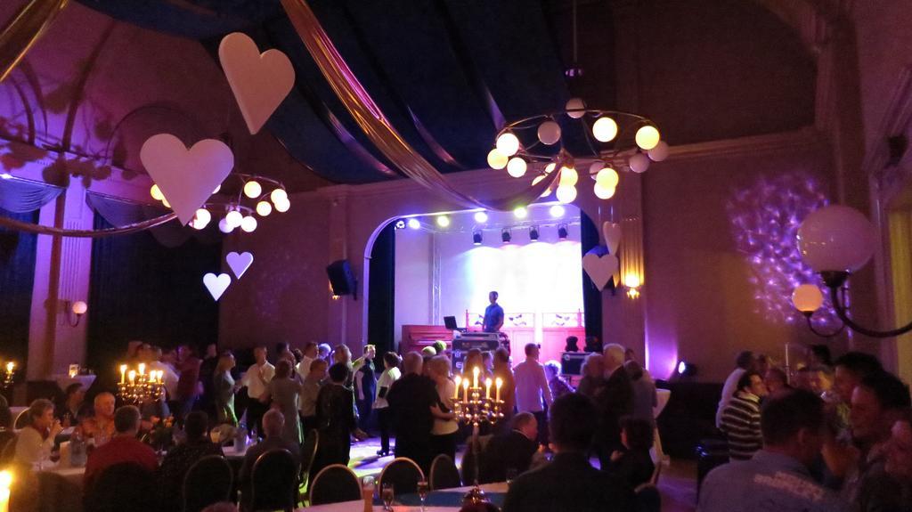 Hotel Elefant Schwerin  Luaran gambar