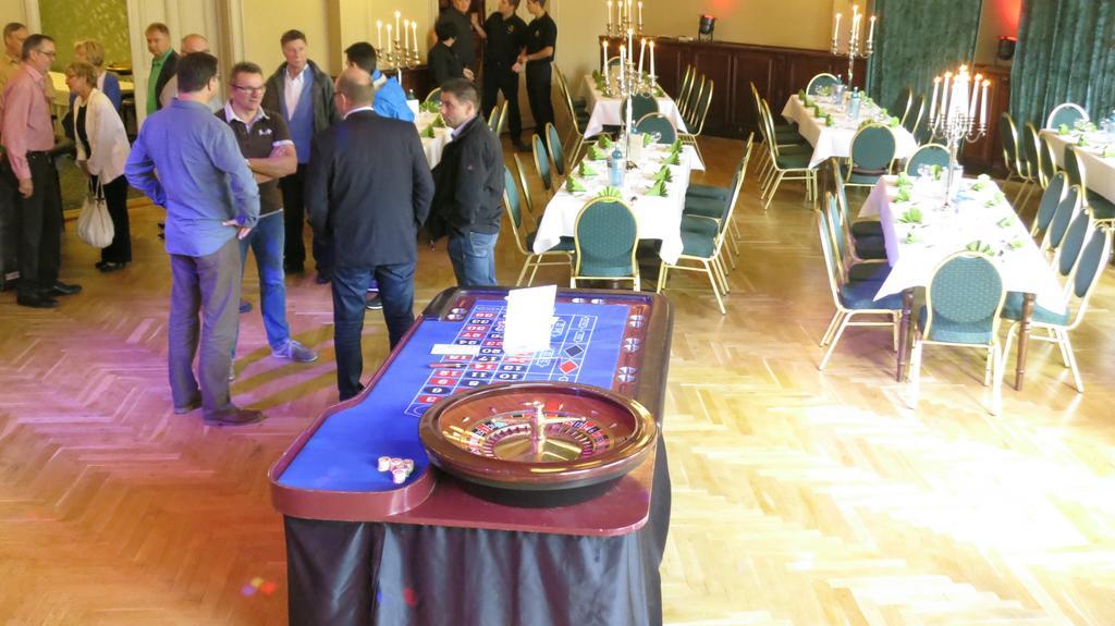 Hotel Elefant Schwerin  Luaran gambar