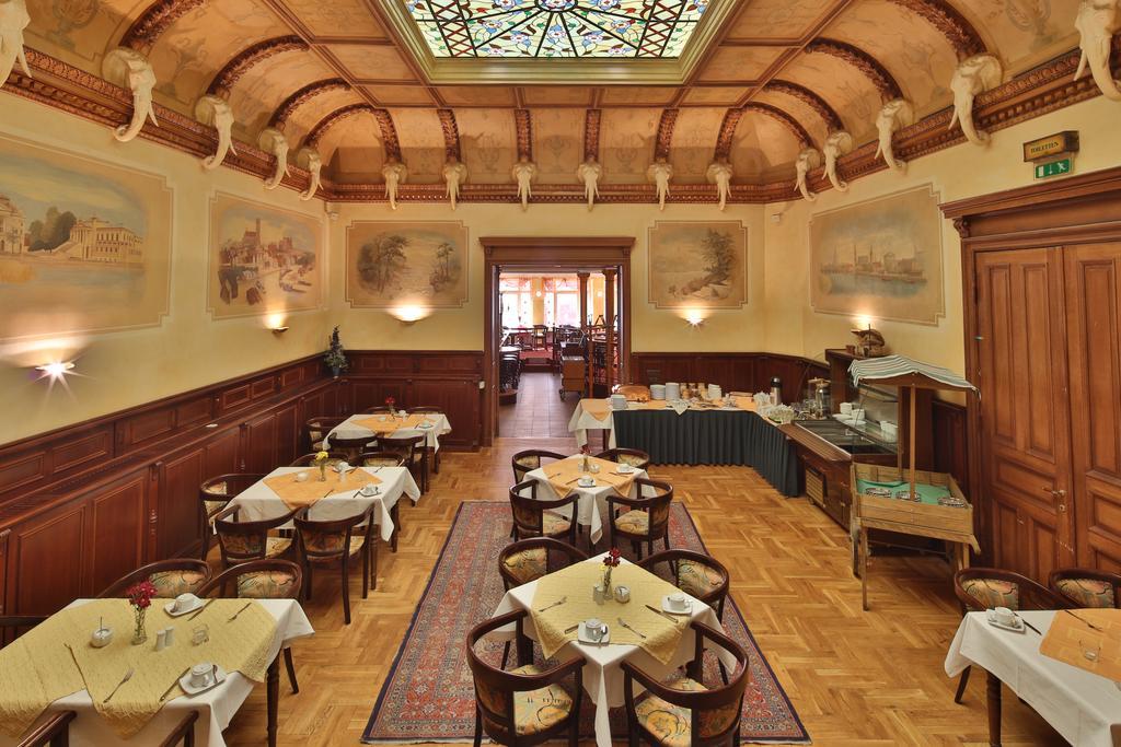 Hotel Elefant Schwerin  Luaran gambar
