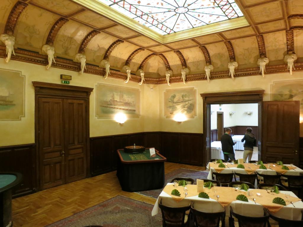 Hotel Elefant Schwerin  Luaran gambar